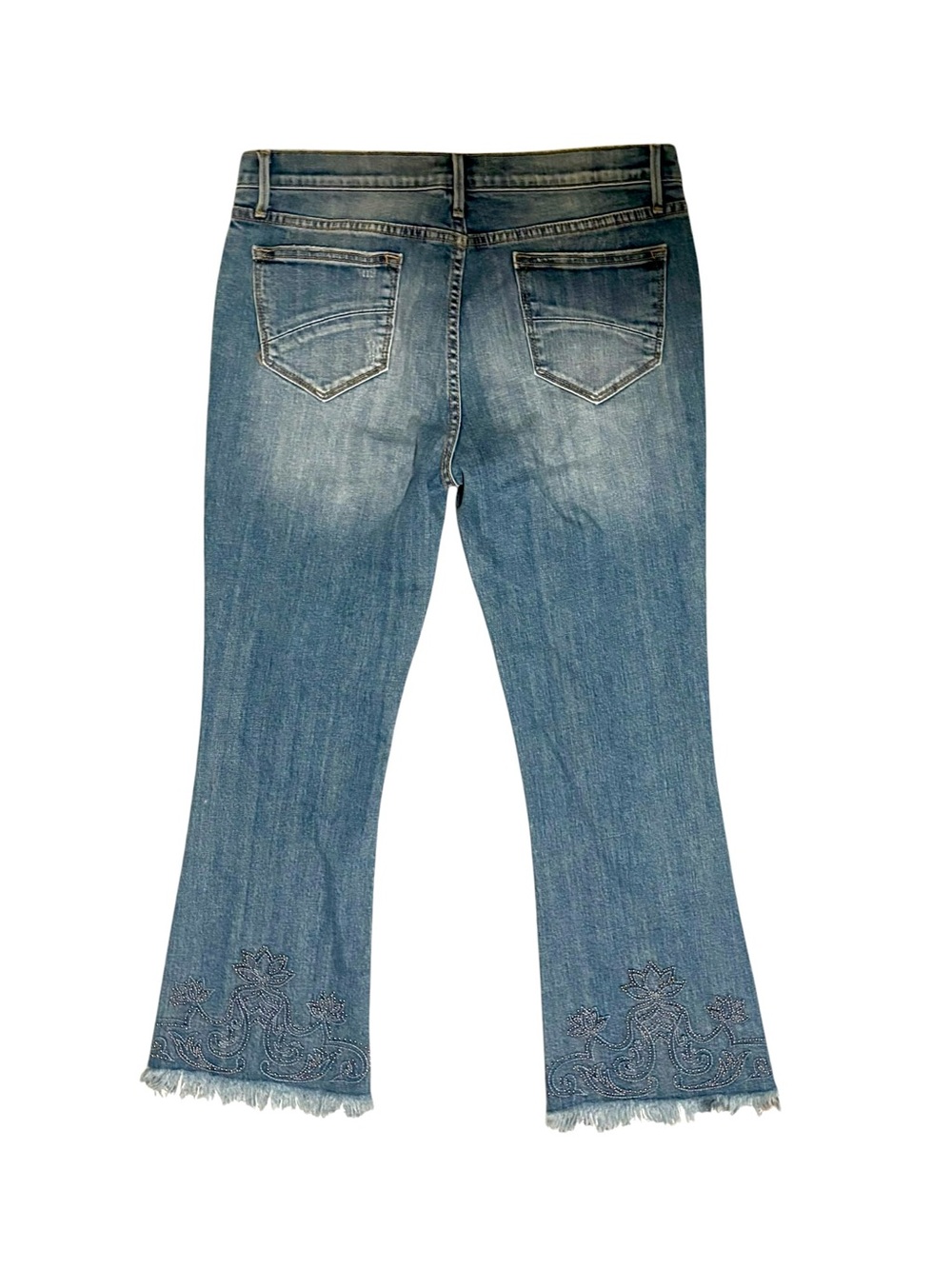 NWOT DRIFTWOOD Roxy Crop Flare Studded Frayed Fringe Raw Hem Jeans Size 30 - Picture 4 of 8